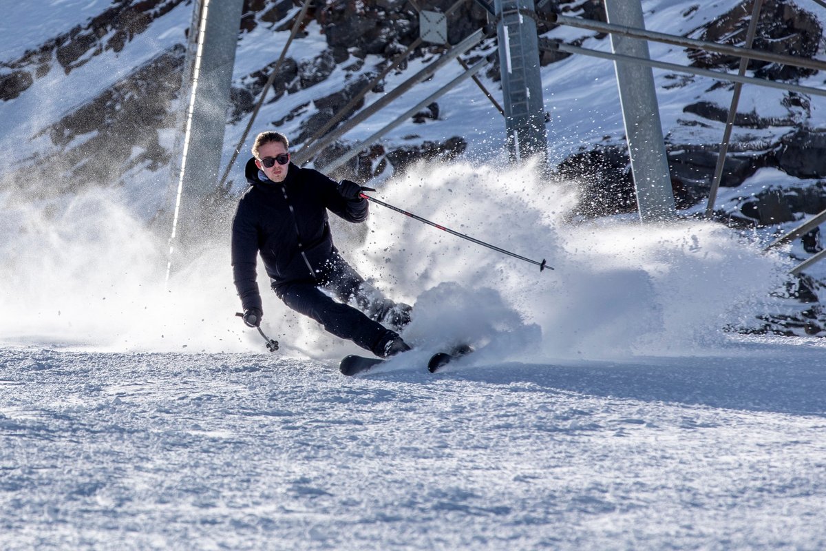 Un skieur à Val Thorens © Jerome LABOUYRIE / Shutterstock.com