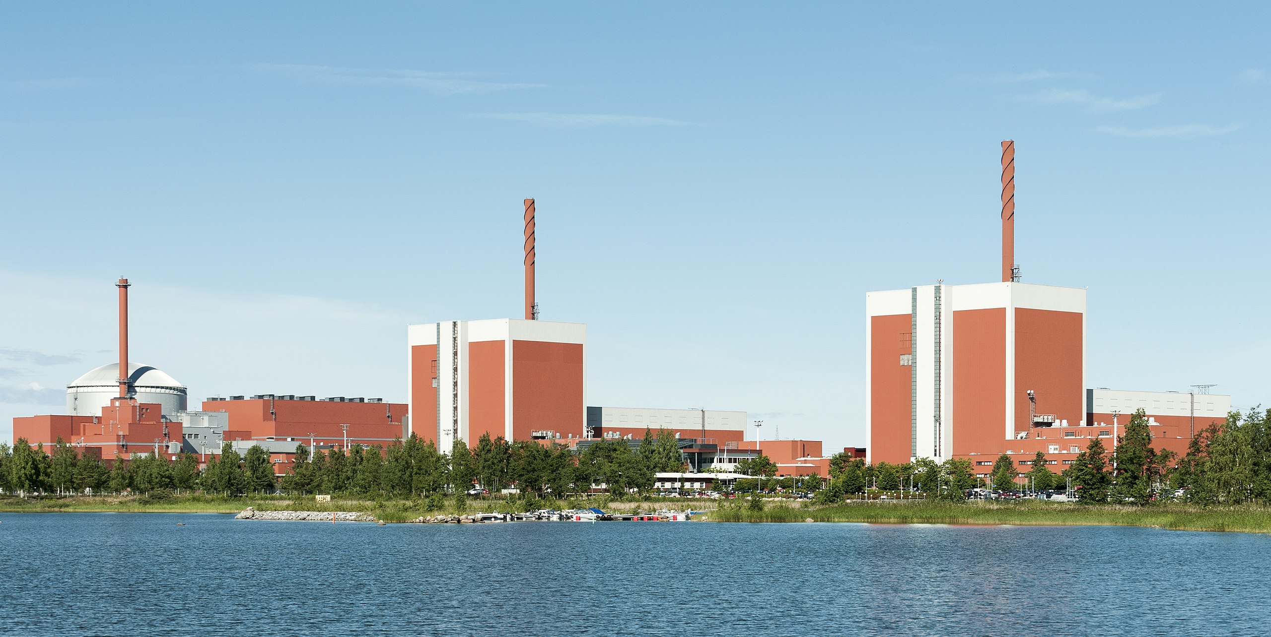 Nucléaire : 6 mois après son inauguration, l'EPR finlandais de conception française arrêté suite à un problème technique...