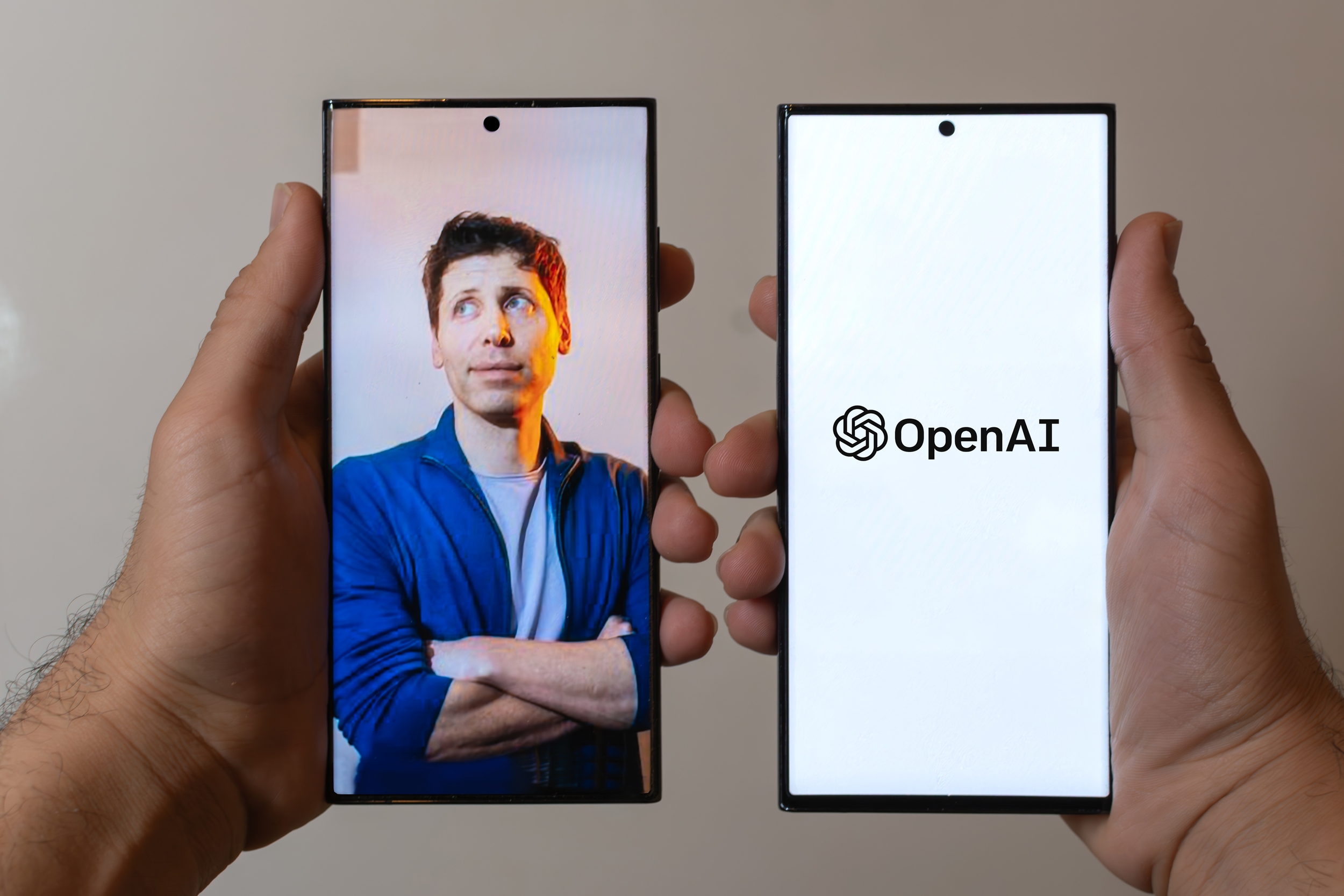 Affaire OpenAI (ChatGPT) : Sam Altman redevient le grand patron, moins de 4 jours après son départ !