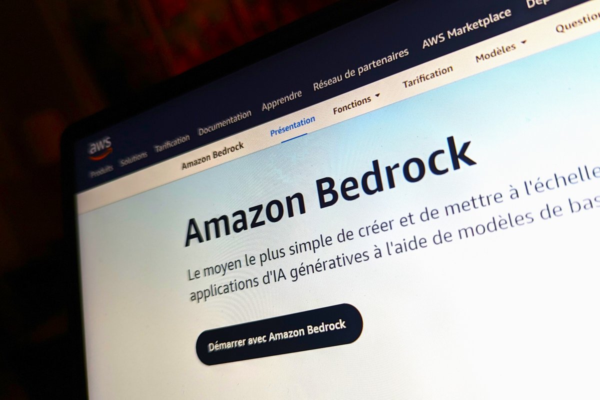 Amazon continue d'étoffer son service d'IA générative Bedrock. © Alexandre Boero / Clubic