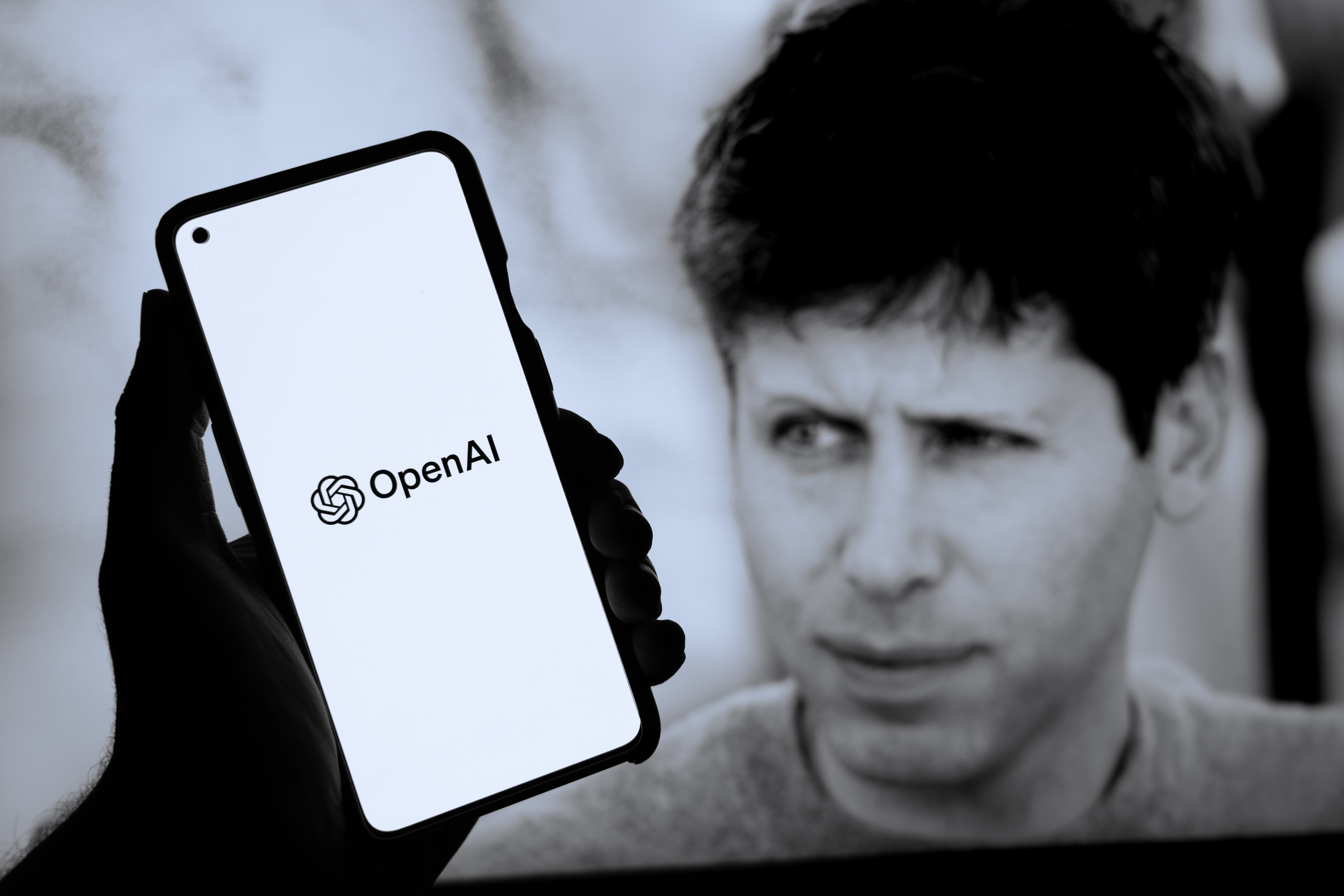 GPT-4 : OpenAI aurait utilisé plus d'un millions d'heures de vidéo sur YouTube pour entraîner son IA