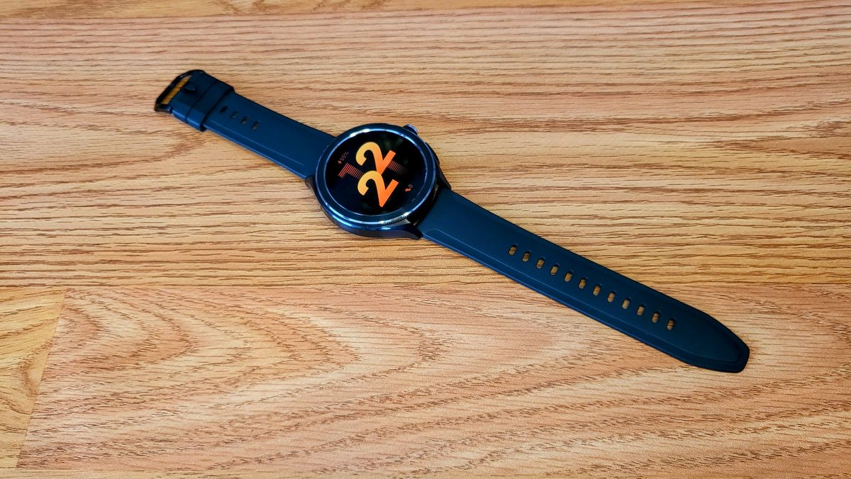 La Xiaomi Watch 2 Pro dans toute sa sobre élégance. - ©Johan Gautreau pour Clubic.com