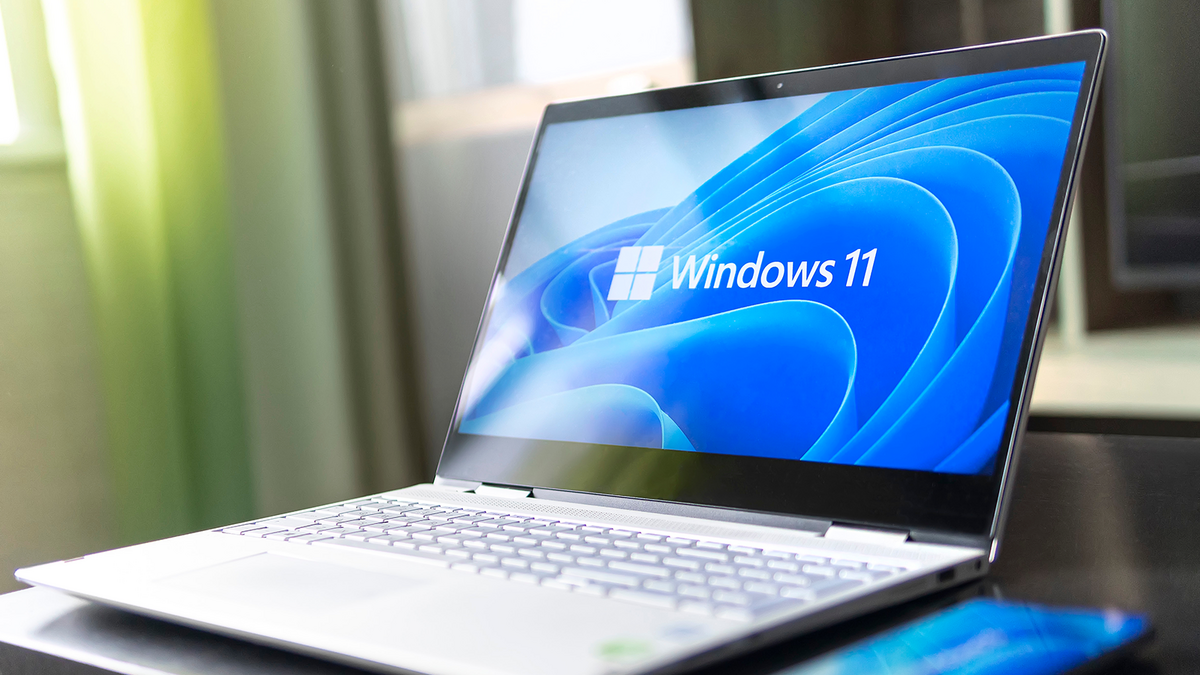 Un PC avec une licence Windows 11 Professional à petit prix, c&#039;est chez Keysfan !