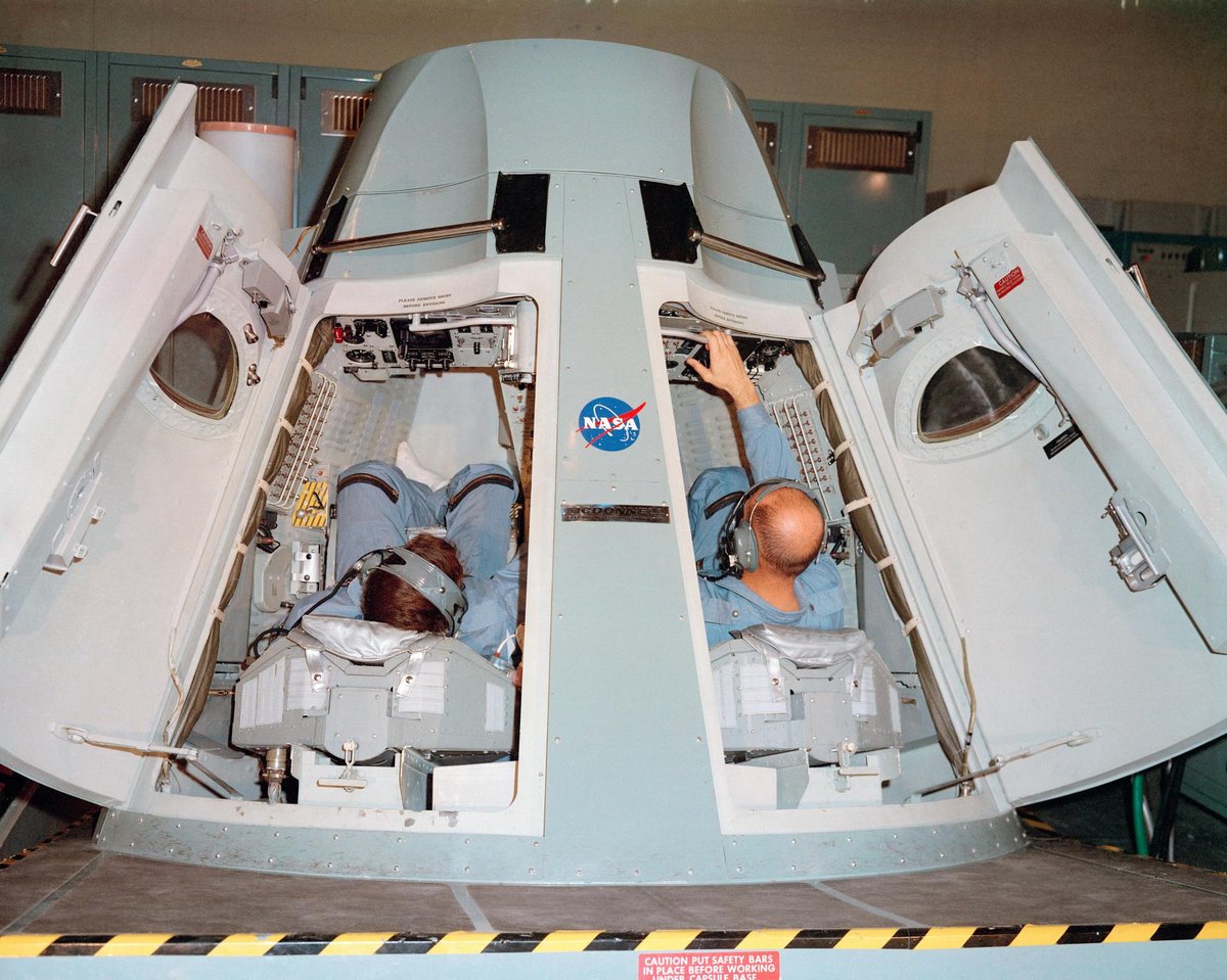 Gemini capsule interior space simulator © NASA