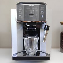 Test Krups Sensation EA910E10 : la cafetière à grain intuitive et sensationnelle