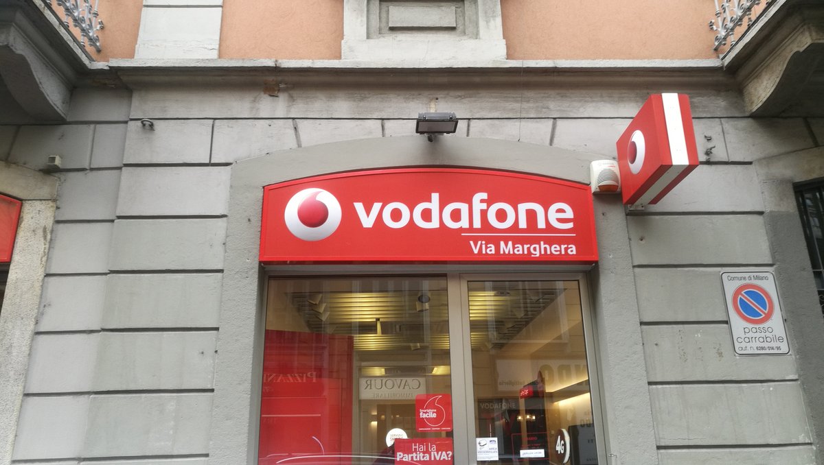 Boutique Vodafone à Milan © Eyesonmilan / Shutterstock.com