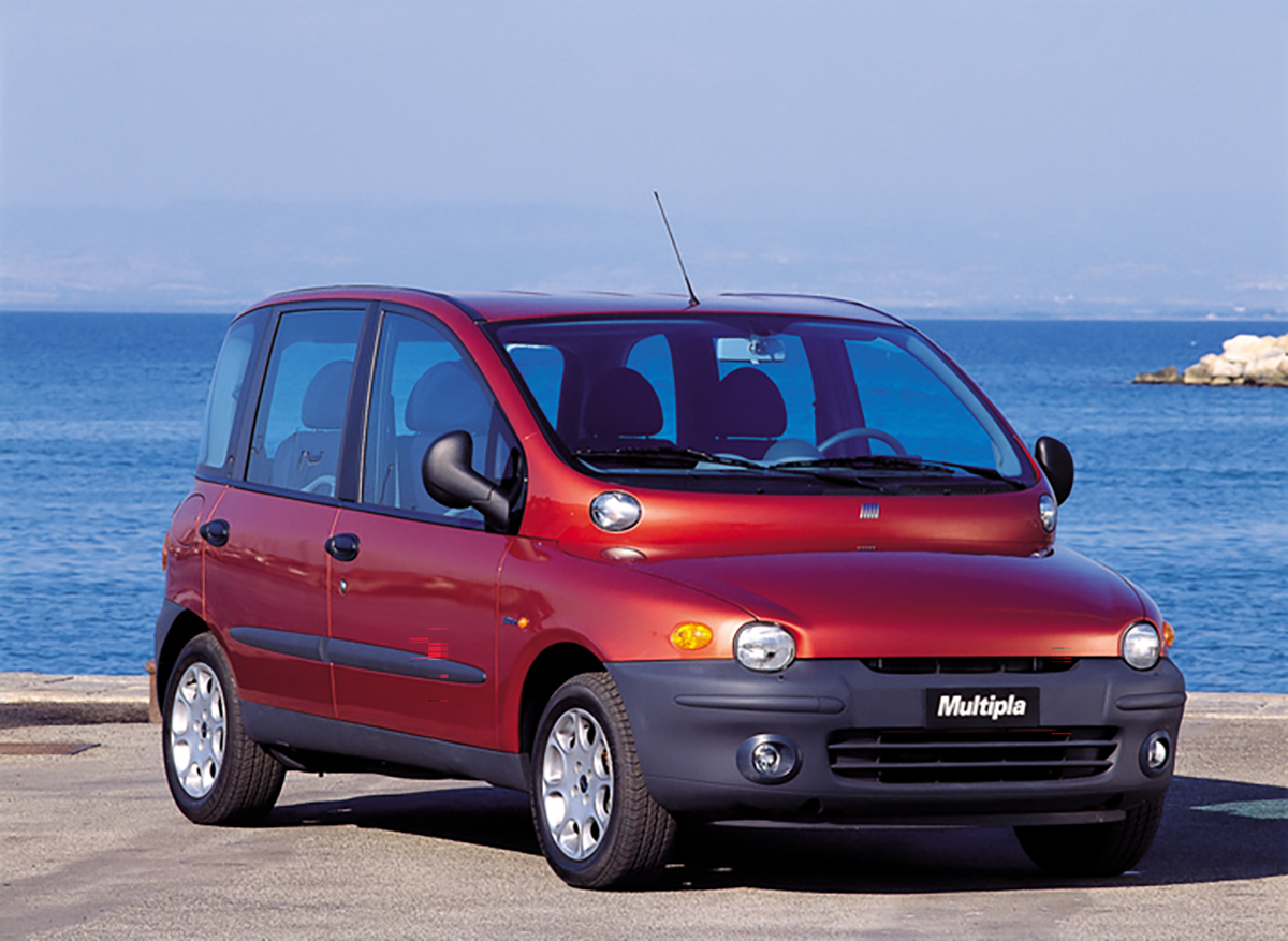 Manifestement la Fiat Multipla a servi de model à l&#039;Amber Avtotor. Qui l&#039;eût cru ? ©Fiat