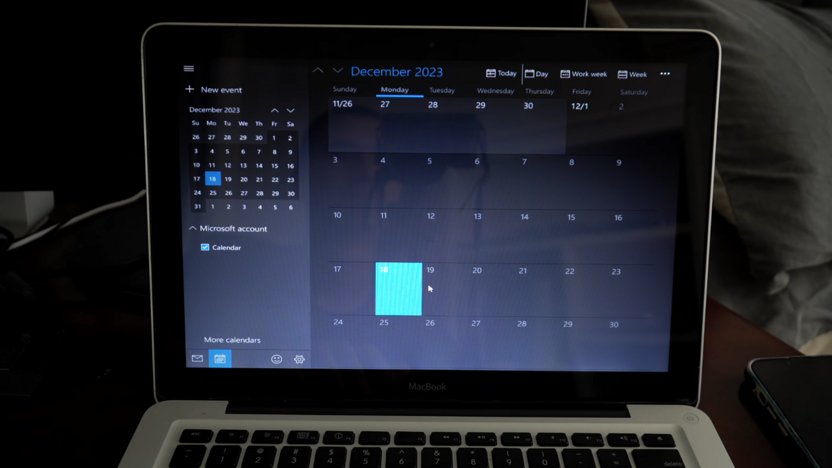 Certaines applications s'adaptent très bien à l'écran du MacBook © Nobel Tech 