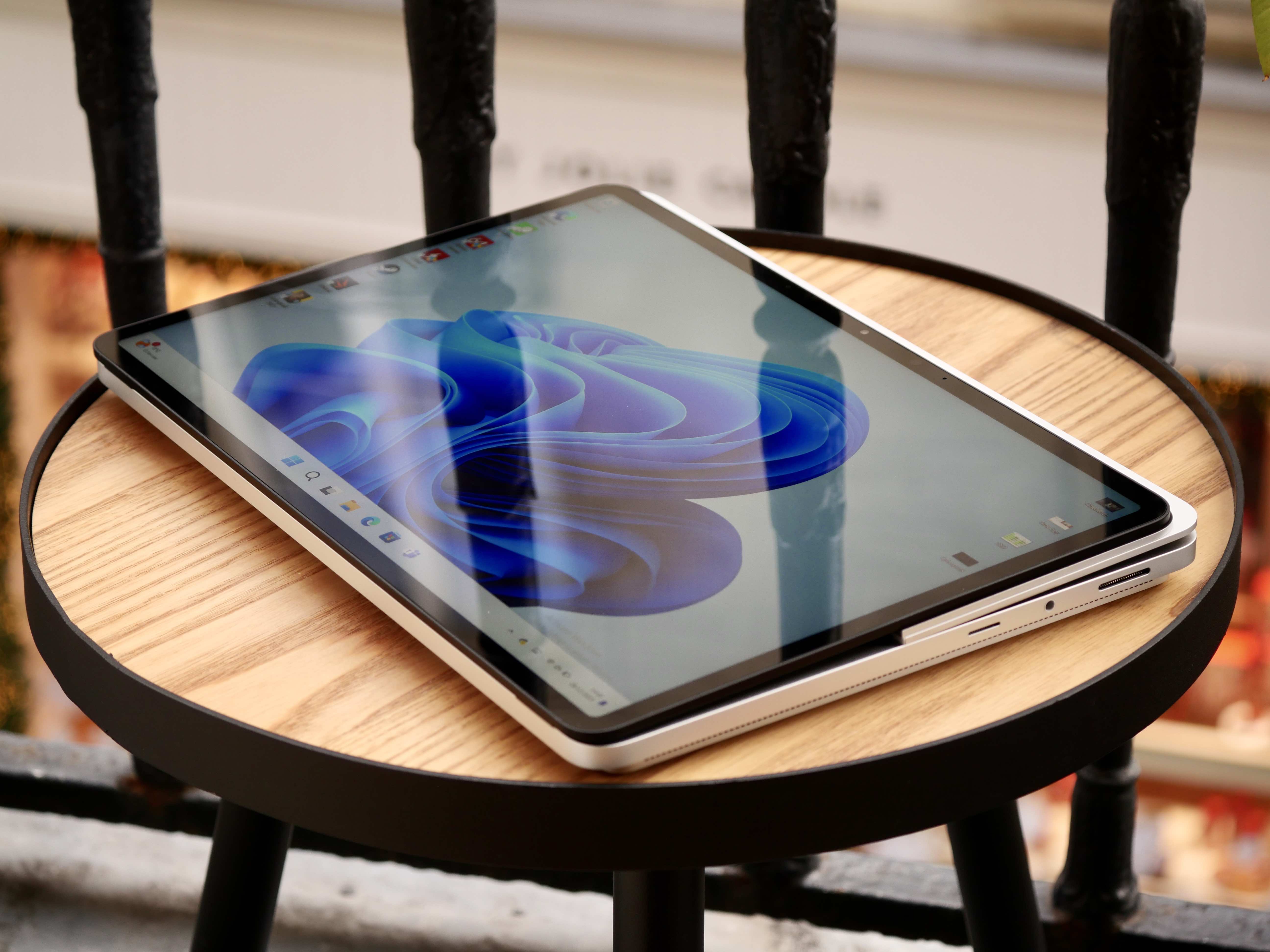 Surface Pro 9 & Surface Laptop 10 : Microsoft va dévoiler ses premiers 