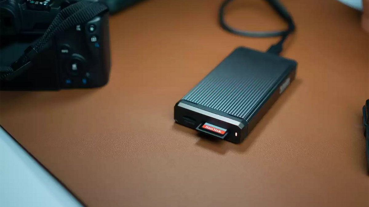La carte microSD SanDisk Extreme Pro dans son adapteur