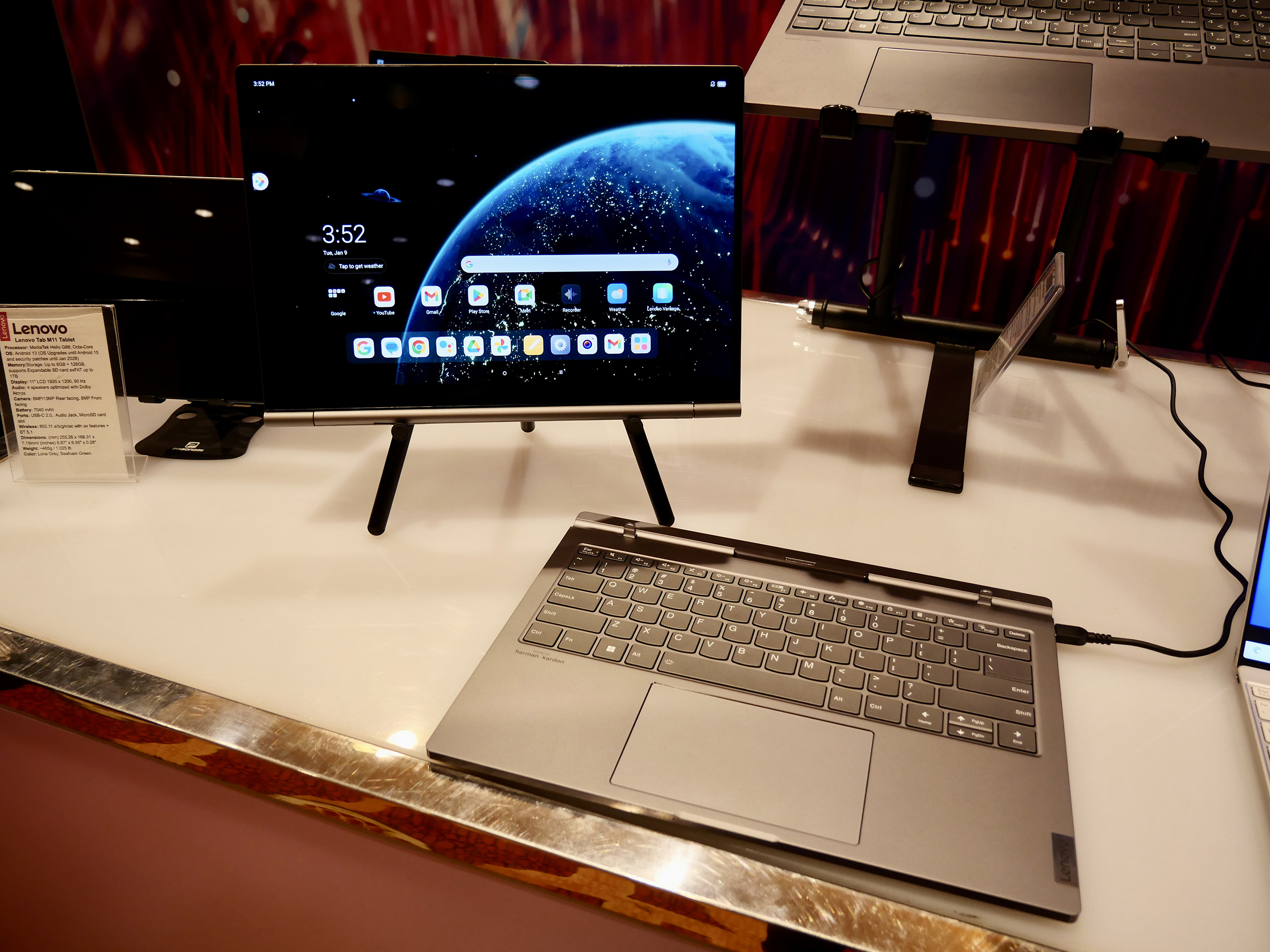 CES 2024 : Lenovo veut offrir le meilleur de Windows et Android sur un seul appareil, mais c'est pas gagné