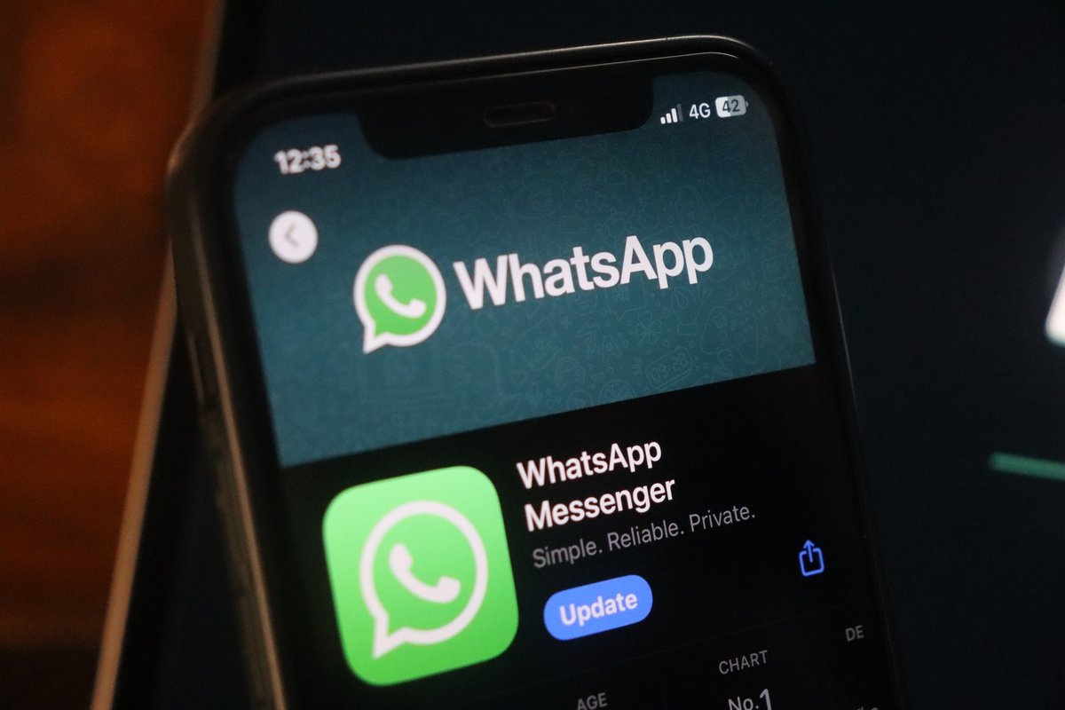 L'appli WhatsApp sur iPhone © photosince / Shutterstock