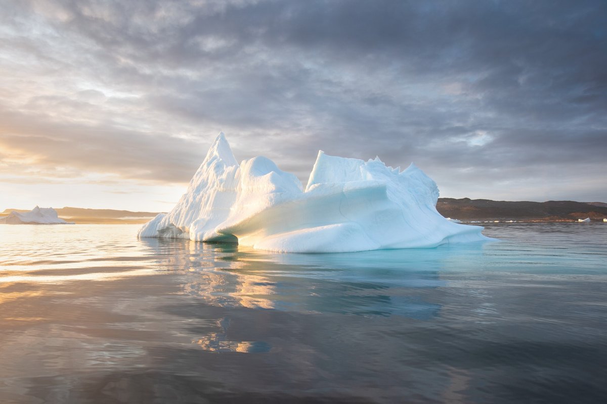 Un iceberg sur la côte du Groenland © Michal Balada / Shutterstock