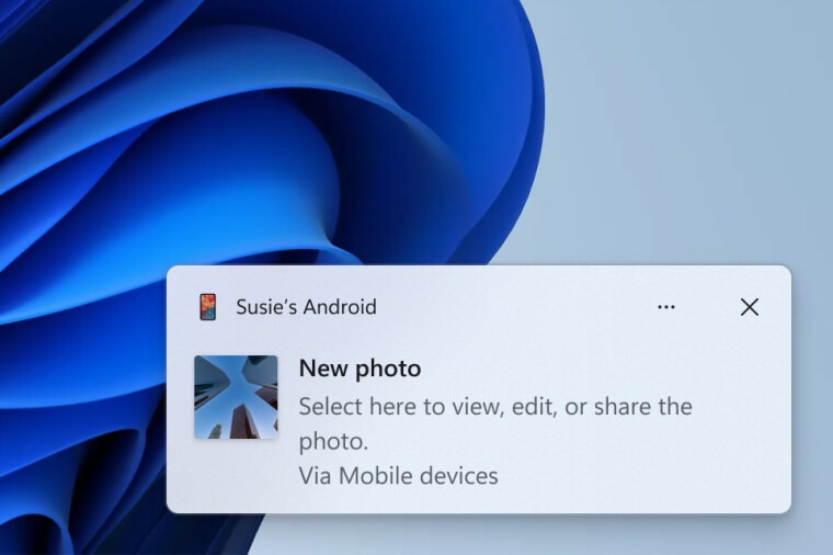 Une notification Windows 11 lorsqu'une nouvelle photo est détectée sur votre appareil Android © Microsoft