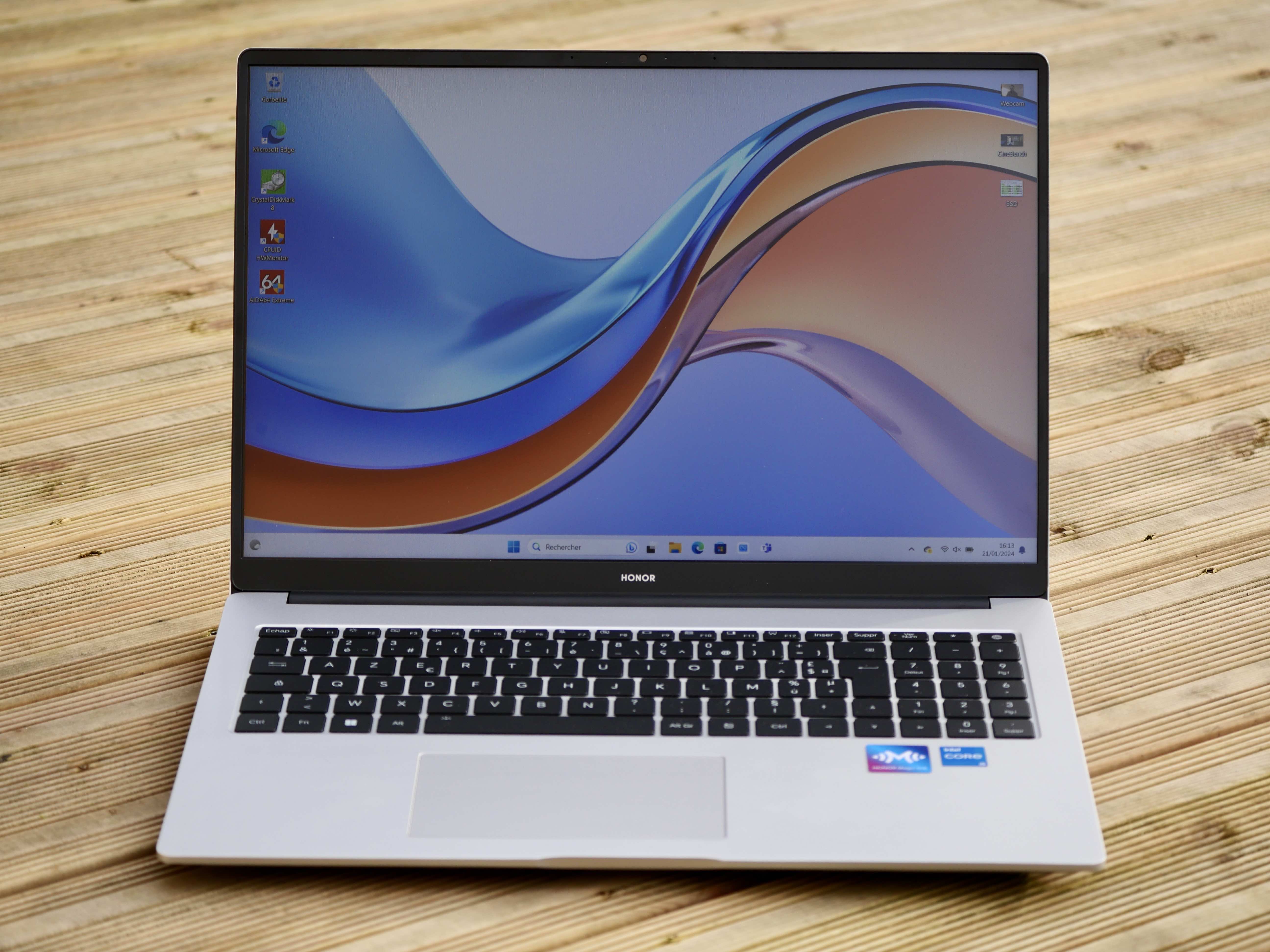 Le Honor MagicBook X 16 fait son entrée dans notre comparatif des meilleurs PC portables !