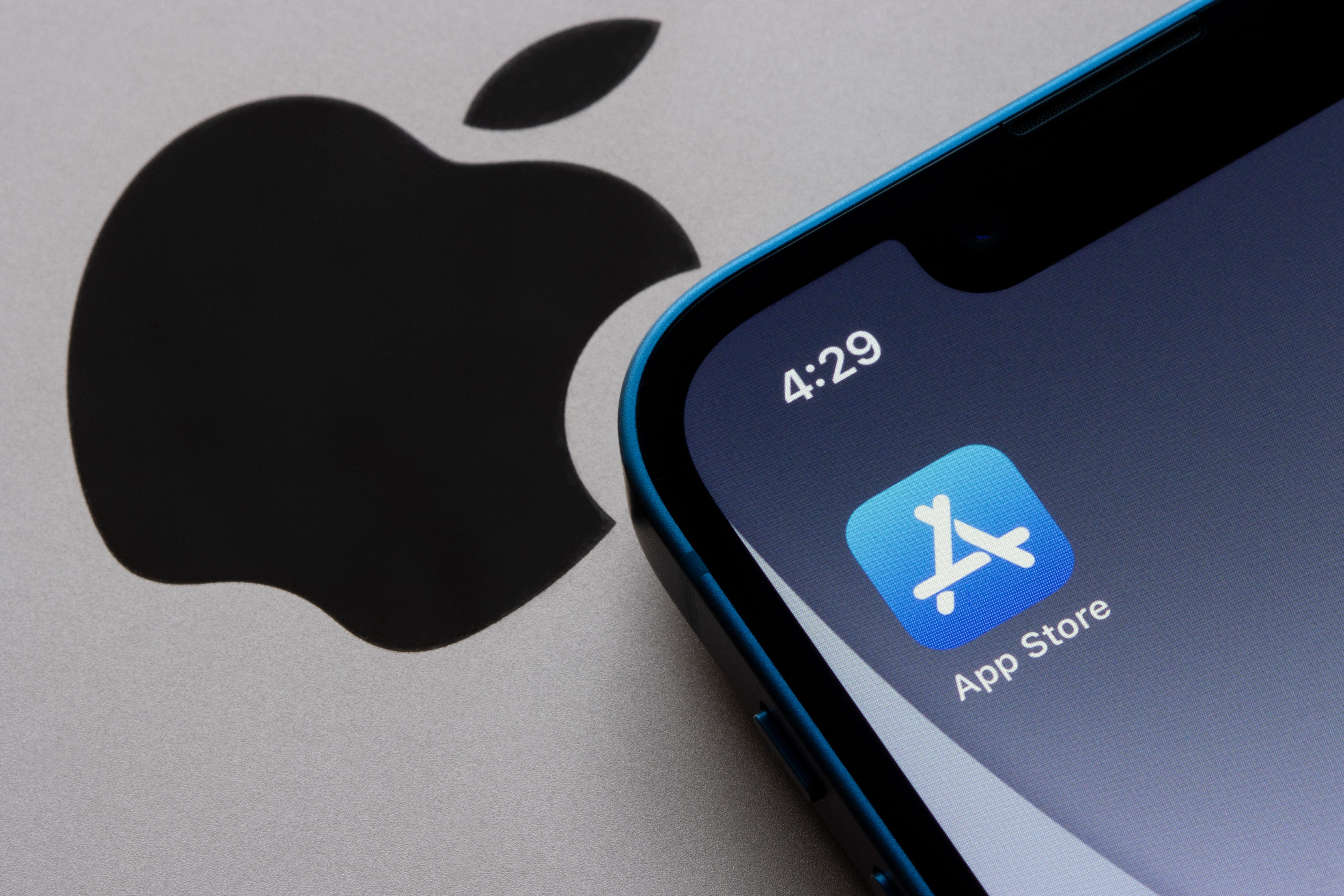 Retrogaming : Apple autorise désormais les émulateurs de jeux vidéo sur l'App Store de l'iPhone