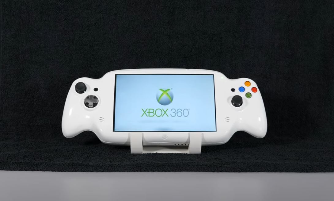 La Xbox 360 transformée en console portable par un Français : il