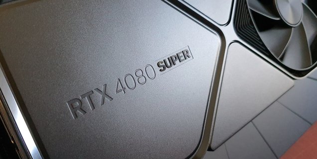 Test NVIDIA GeForce RTX 4080 SUPER FE : à peine plus puissante mais 20 % moins chère