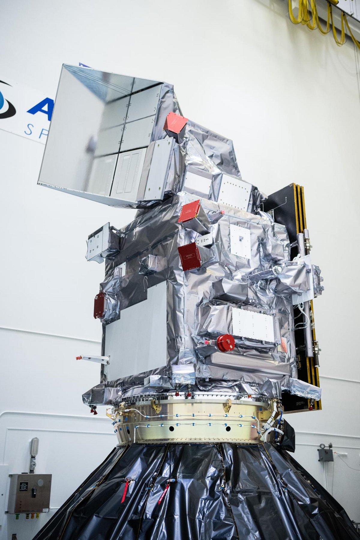 Le satellite PACE lors de sa préparation à Cape Canaveral. © NASA