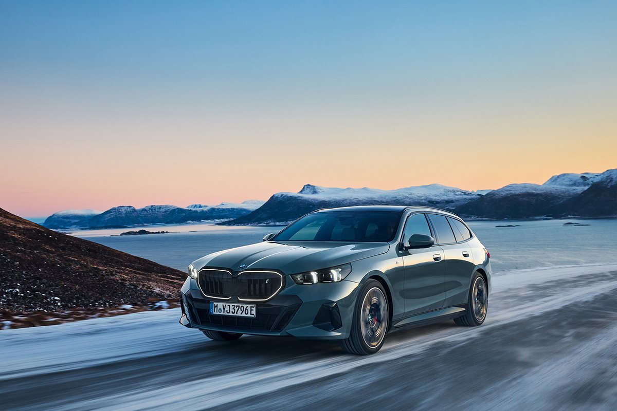 Premier break électrique de la gamme, le i5 sera disponible en mai 2024© BMW