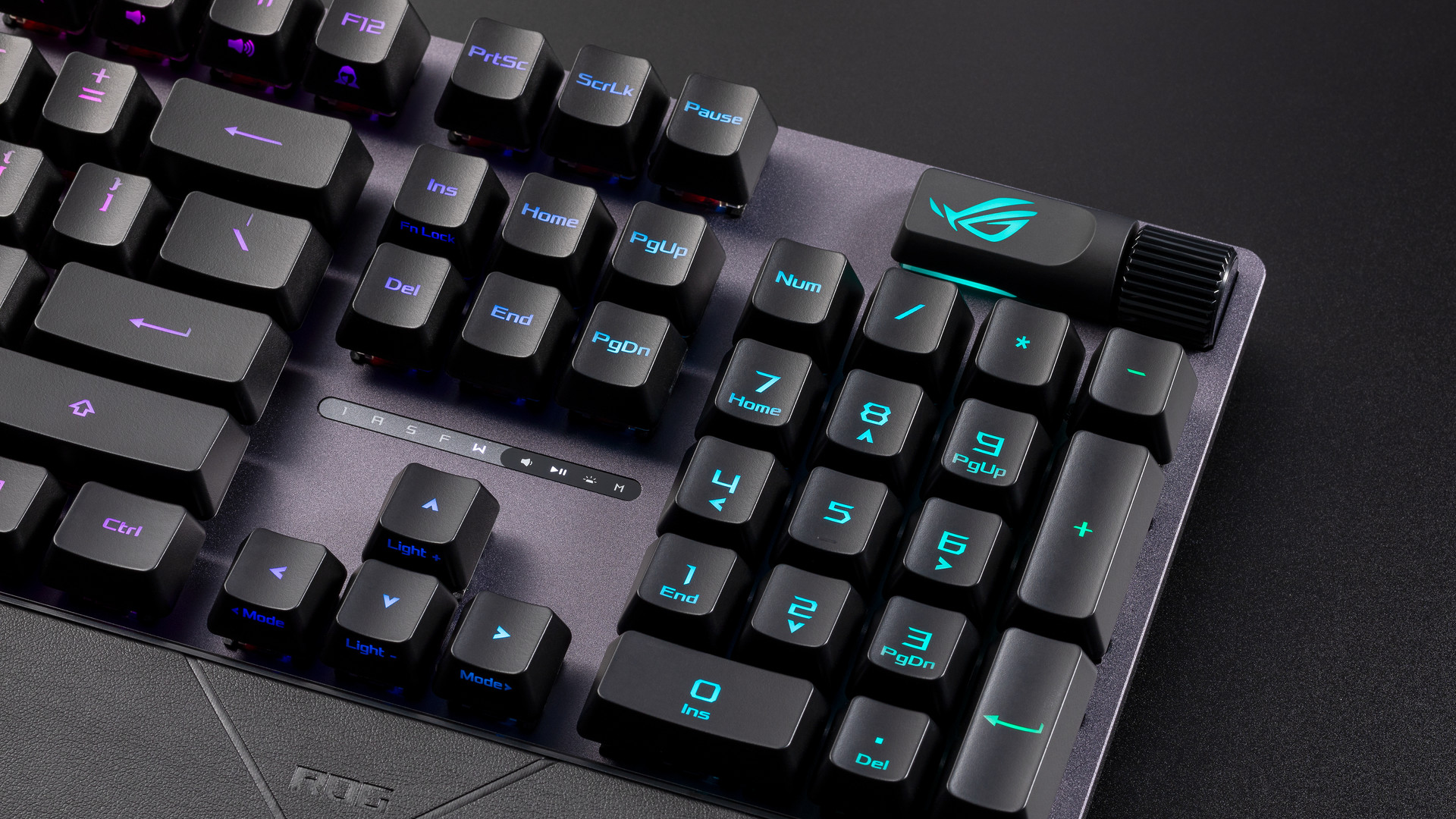 Le ASUS ROG Strix Scope II RX rejoint notre comparatif des meilleurs claviers gamer !