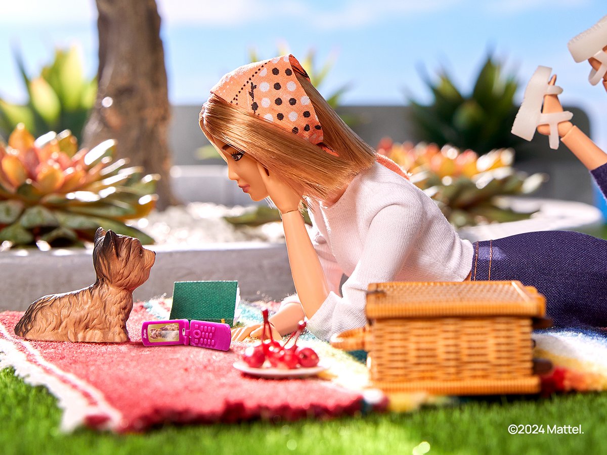 Vous pourrez bientôt acheter un téléphone aux couleurs de Barbie © Mattel / HMD