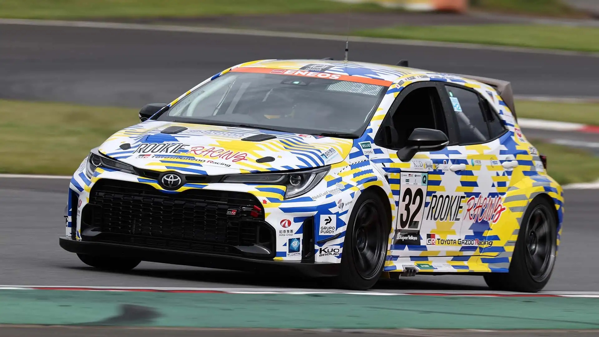 La voiture à hydrogène qui absorbe du CO2, l'incroyable prototype de Toyota