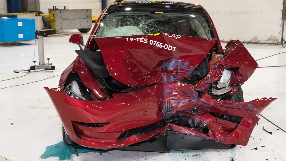 La Tesla Model 3 (2019) a été récompensée par cinq étoiles au crash-test Euro NCAP © Euro NCAP