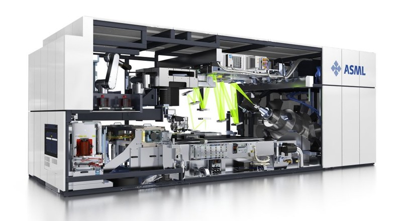 Une imposante machine ASML de lithographie EUV © ASML