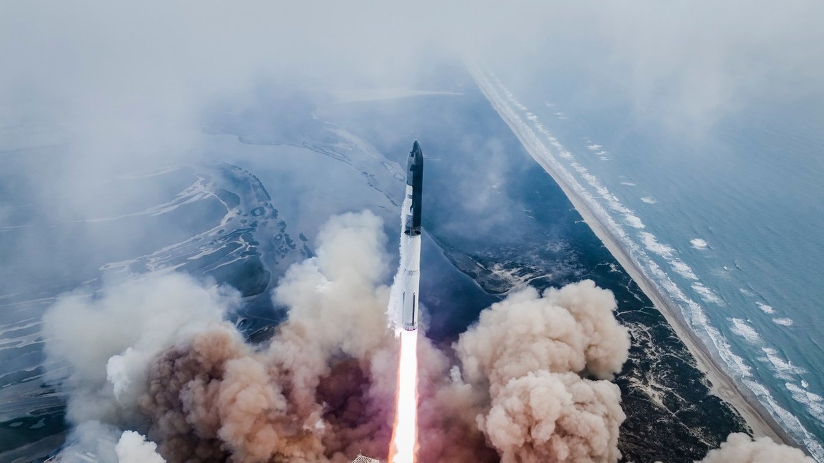 Le troisième vol de Starship, quelques secondes après son décollage. © SpaceX/Elon Musk