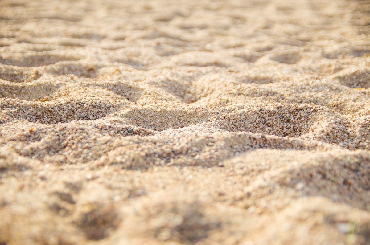 Le sable, un moyen de stocker l'énergie électrique efficacement ? © 1st footage / Shutterstock