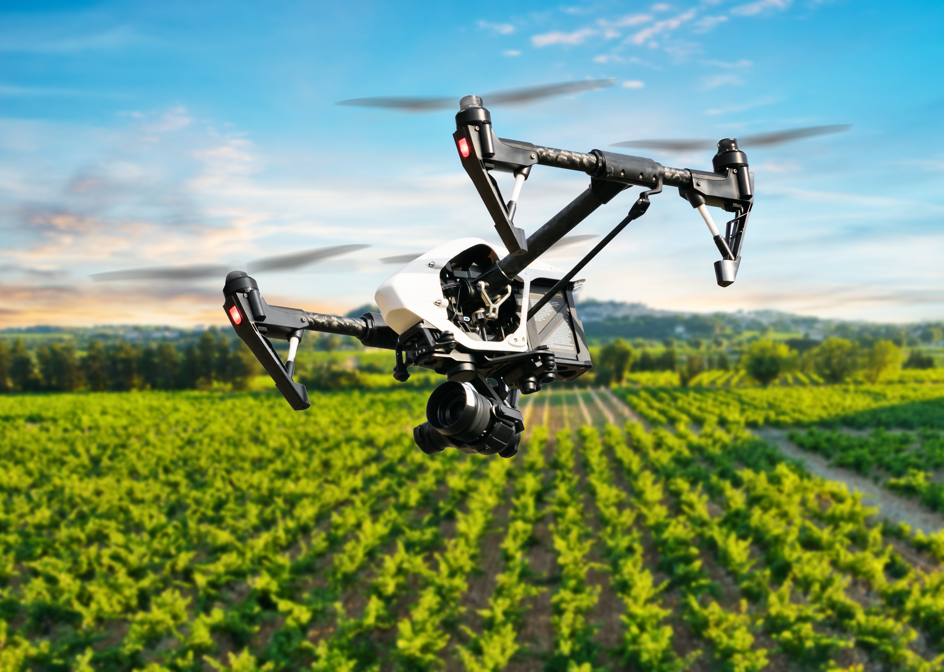 Drones, tracteurs et robots connectés : les professionnels du vin sont ivres de technologie