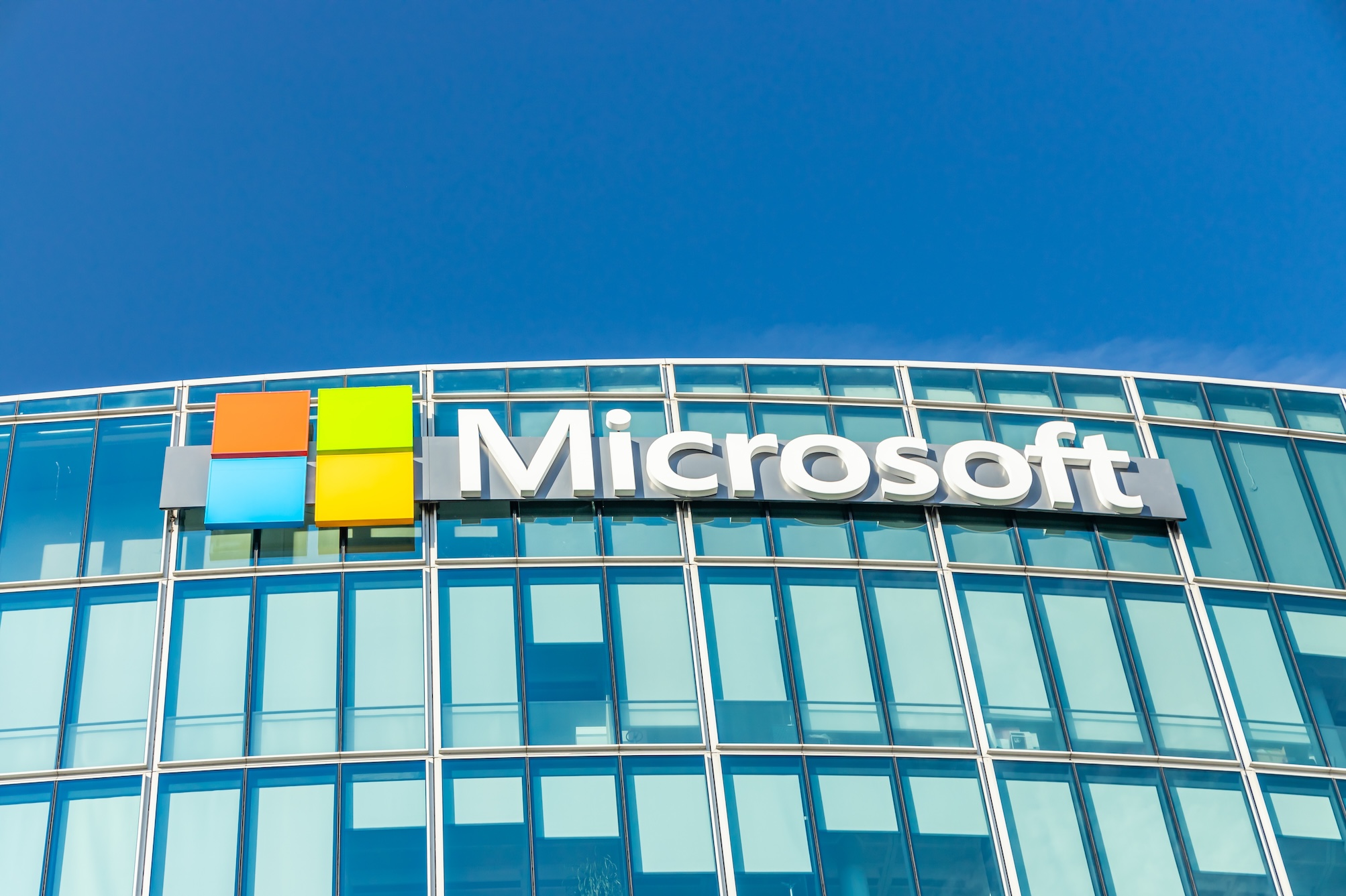 Microsoft va investir 4 milliards d'euros en France... et on peut dire merci au nucléaire pour cela