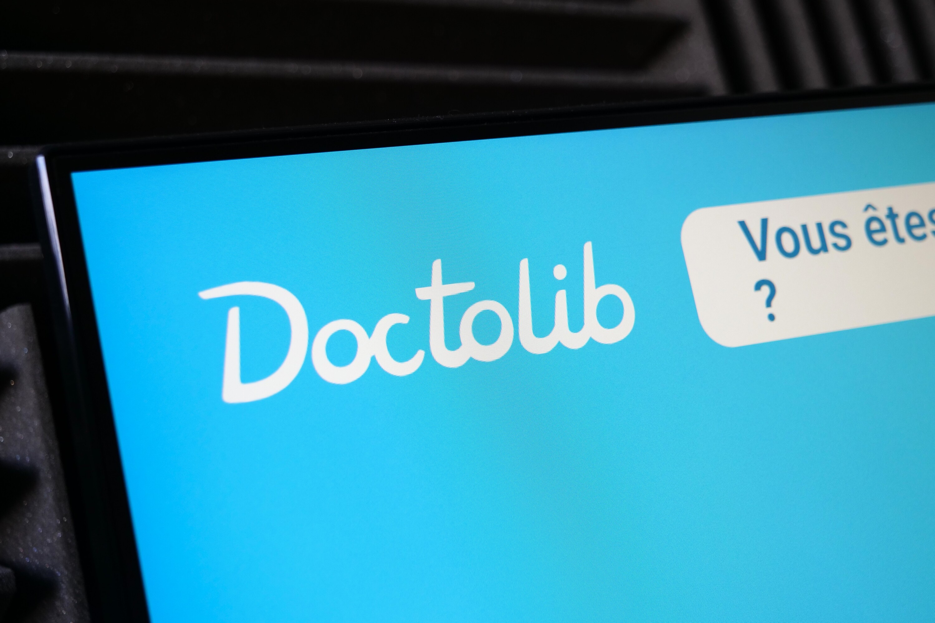 La tribune au vitriol d'un médecin urgentiste contre Doctolib