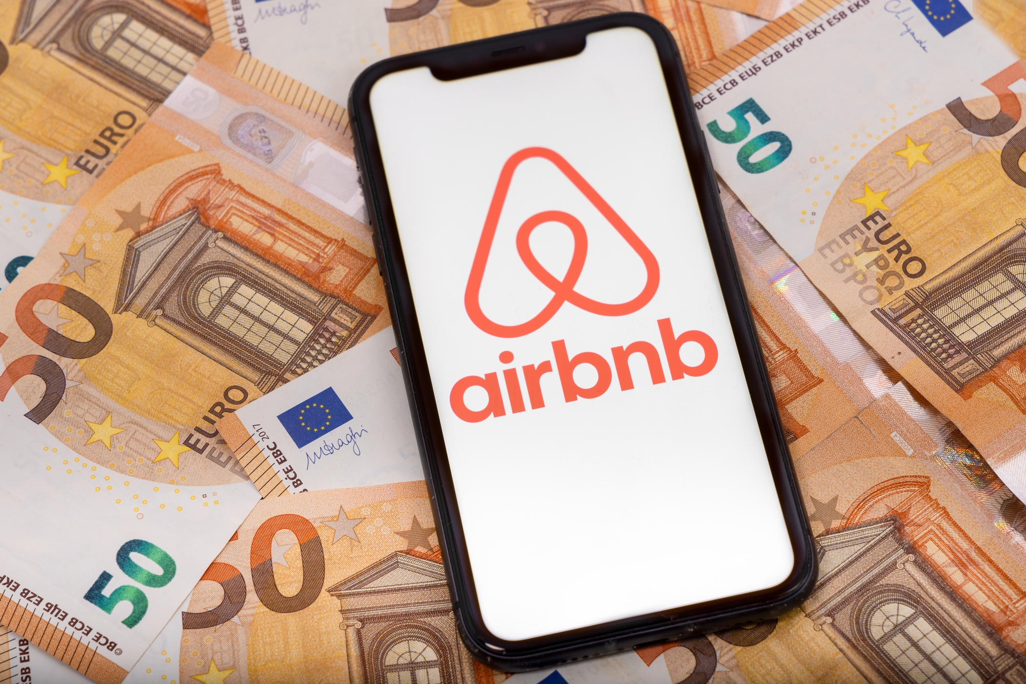 Lorsque vous saurez combien d'argent gagne un hôte Airbnb, vous allez vite vouloir louer votre logement