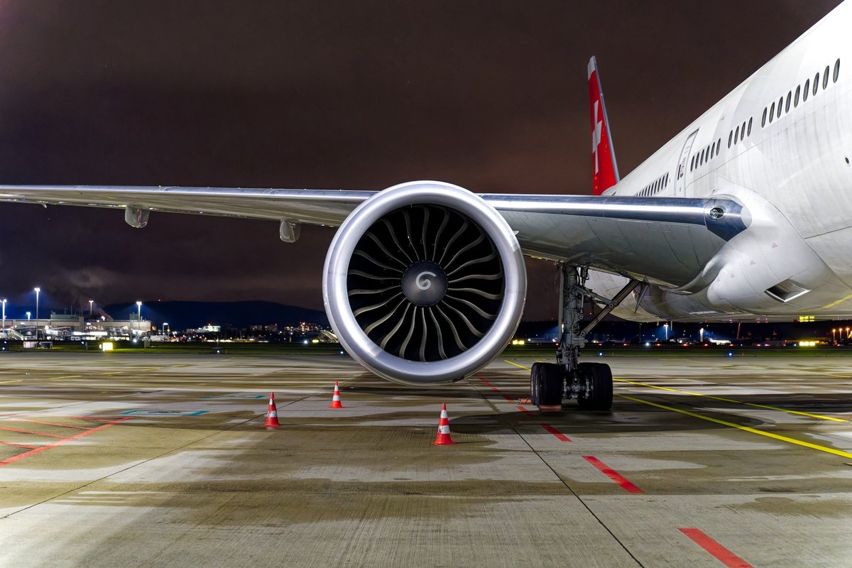 Gros plan sur un Boeing 777-300 à Zurich  © Michael Derrer Fuchs / Shutterstock