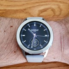 Test Xiaomi Watch S3 : une montre connectée endurante, avec un élément de design unique