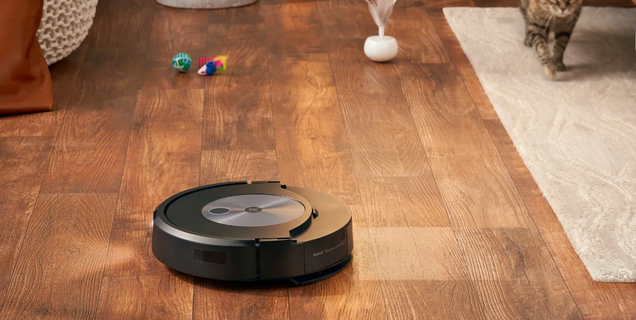 L'aspirateur iRobot Roomba combo J5+ est en promo chez Fnac, Darty et Boulanger ! (-350€)