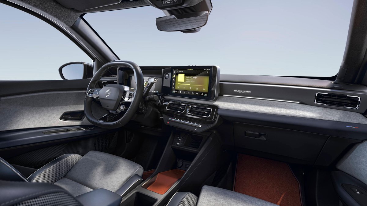 The interior of the Renault 5 Roland-Garros © Renault