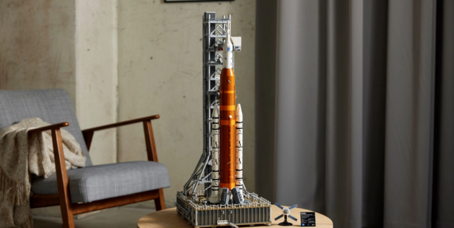 LEGO met le cap sur la Lune ! De nouveaux sets nous emportent avec Apollo et Artemis