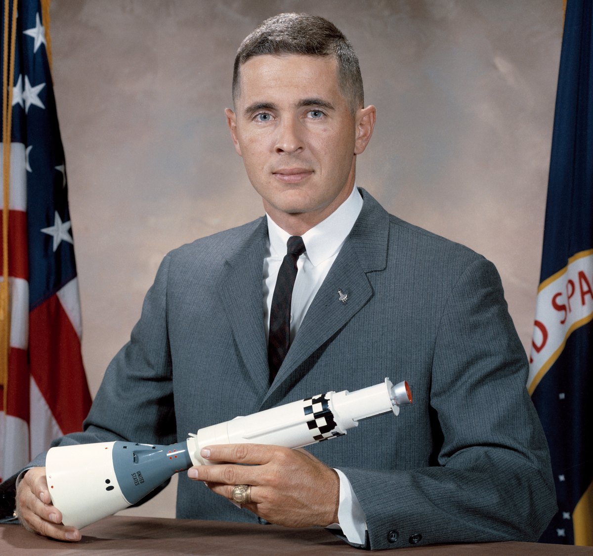 Auteur de l'iconique photo « Lever de Terre » et astronaute d'Apollo 8, William Anders décède dans un crash d'avion