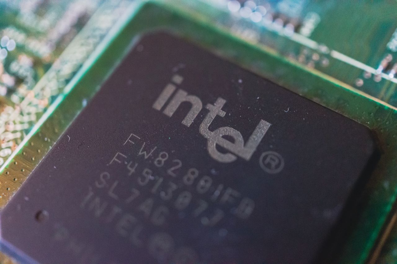 Intel en grande difficulté avec son procédé de gravure 18A, pourquoi c'est inquiétant