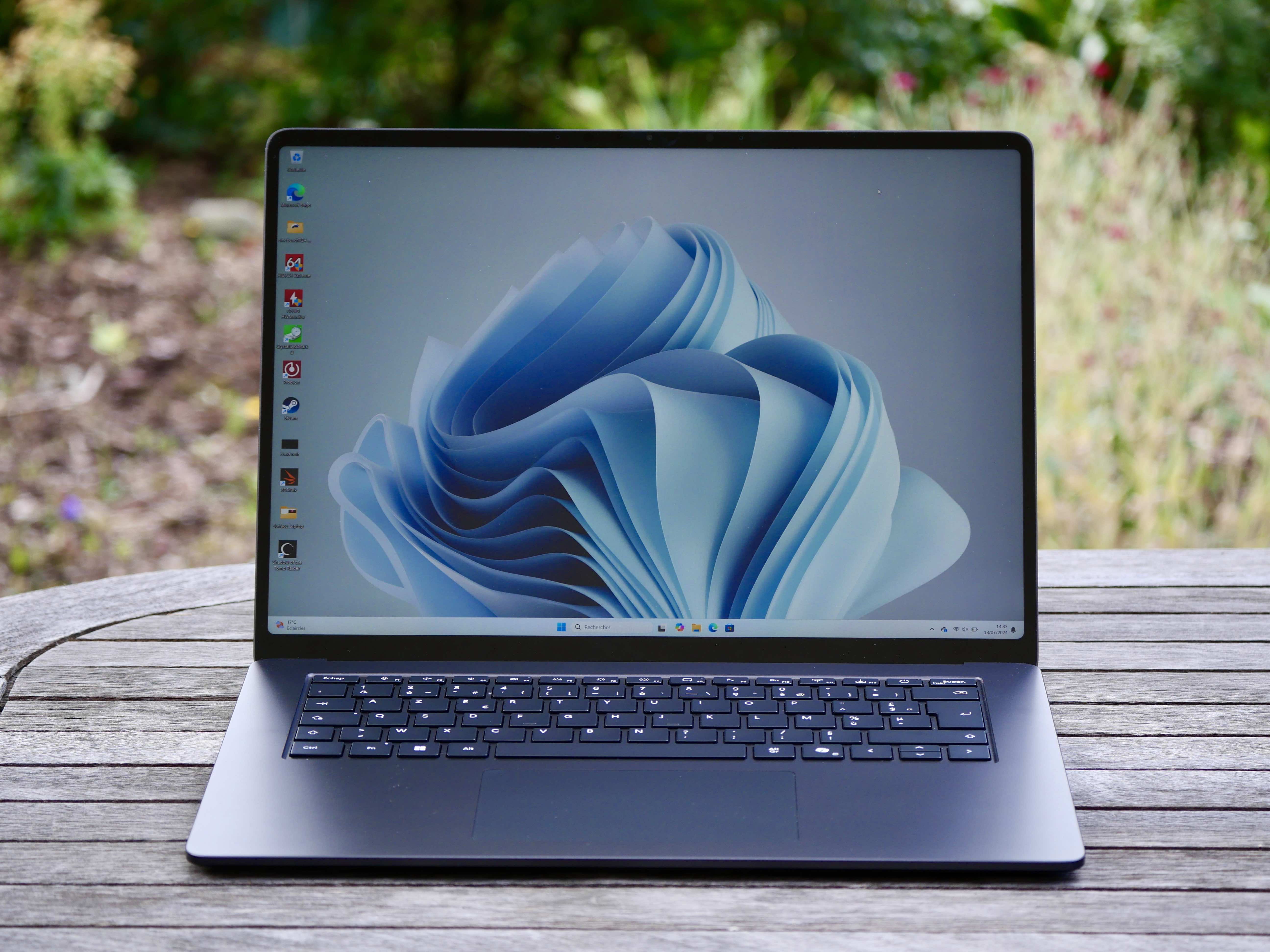 Microsoft lance une version Intel de ses Surface Pro 11 et Surface Laptop 7, mais pas pour n'importe qui