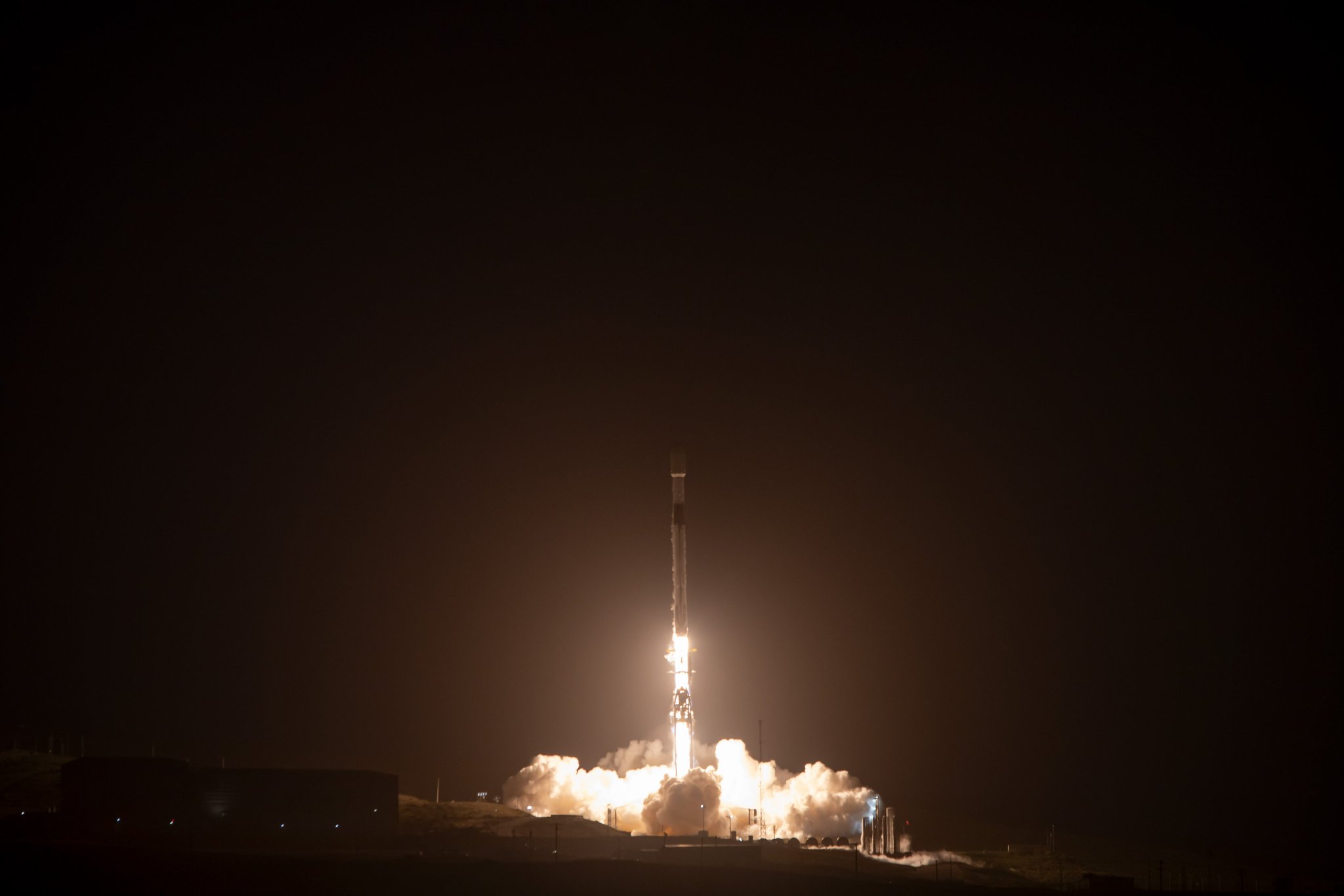 Un rarissime échec d'une fusée Falcon 9 vient perturber l'été record de SpaceX