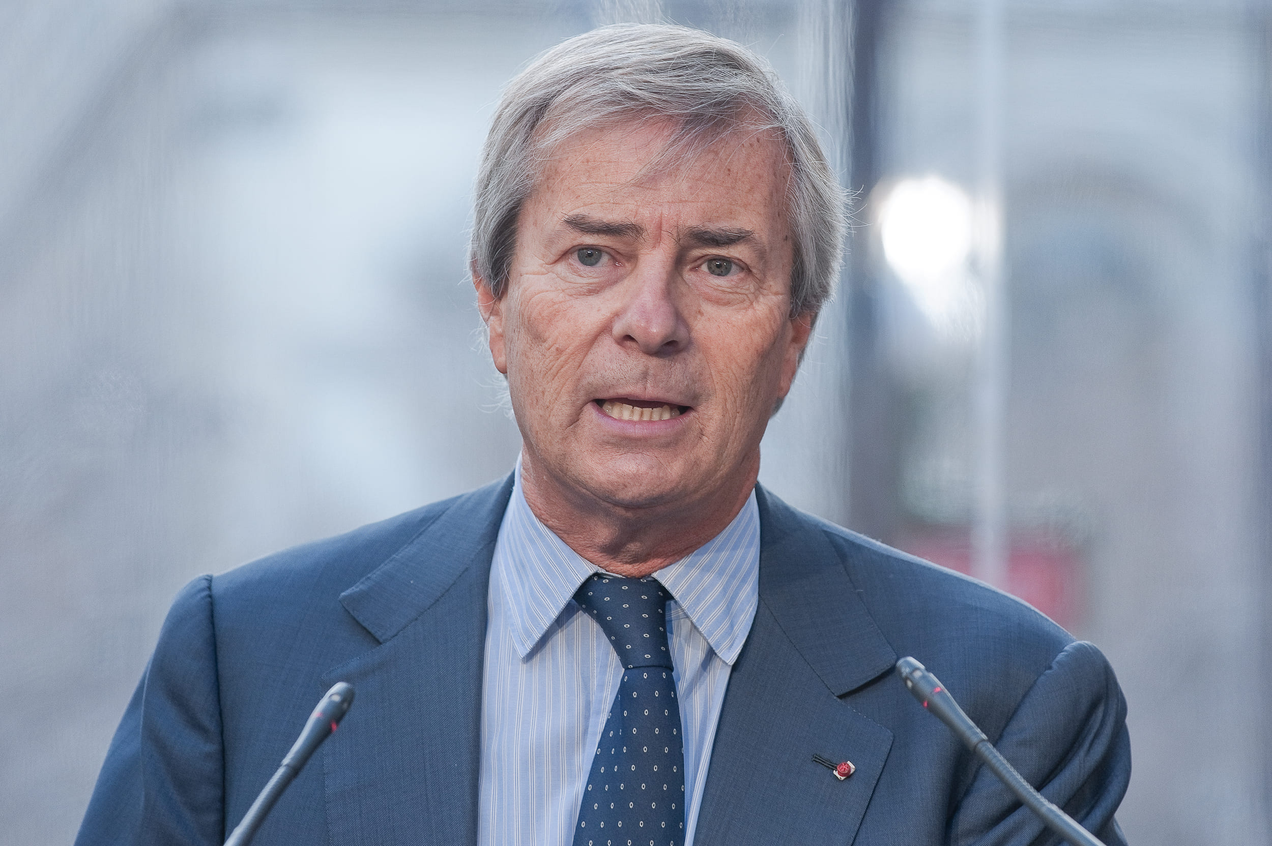 Bolloré Telecom voulait devenir le roi de l'Internet rapide sans fil, mais l'aventure est terminée