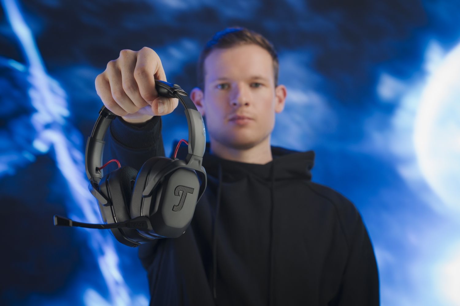 Teufel Cage Pro : un casque gamer sans-fil conçu par des passionnés de musique pour les joueurs