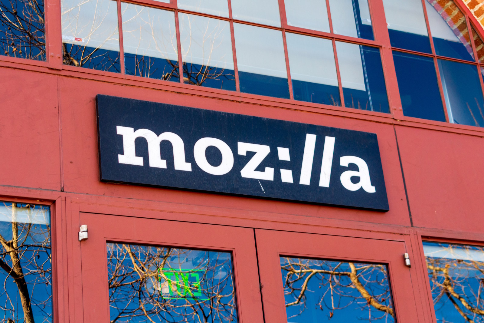 Pour survivre, Mozilla se voit contrainte de soutenir Google face à la justice américaine