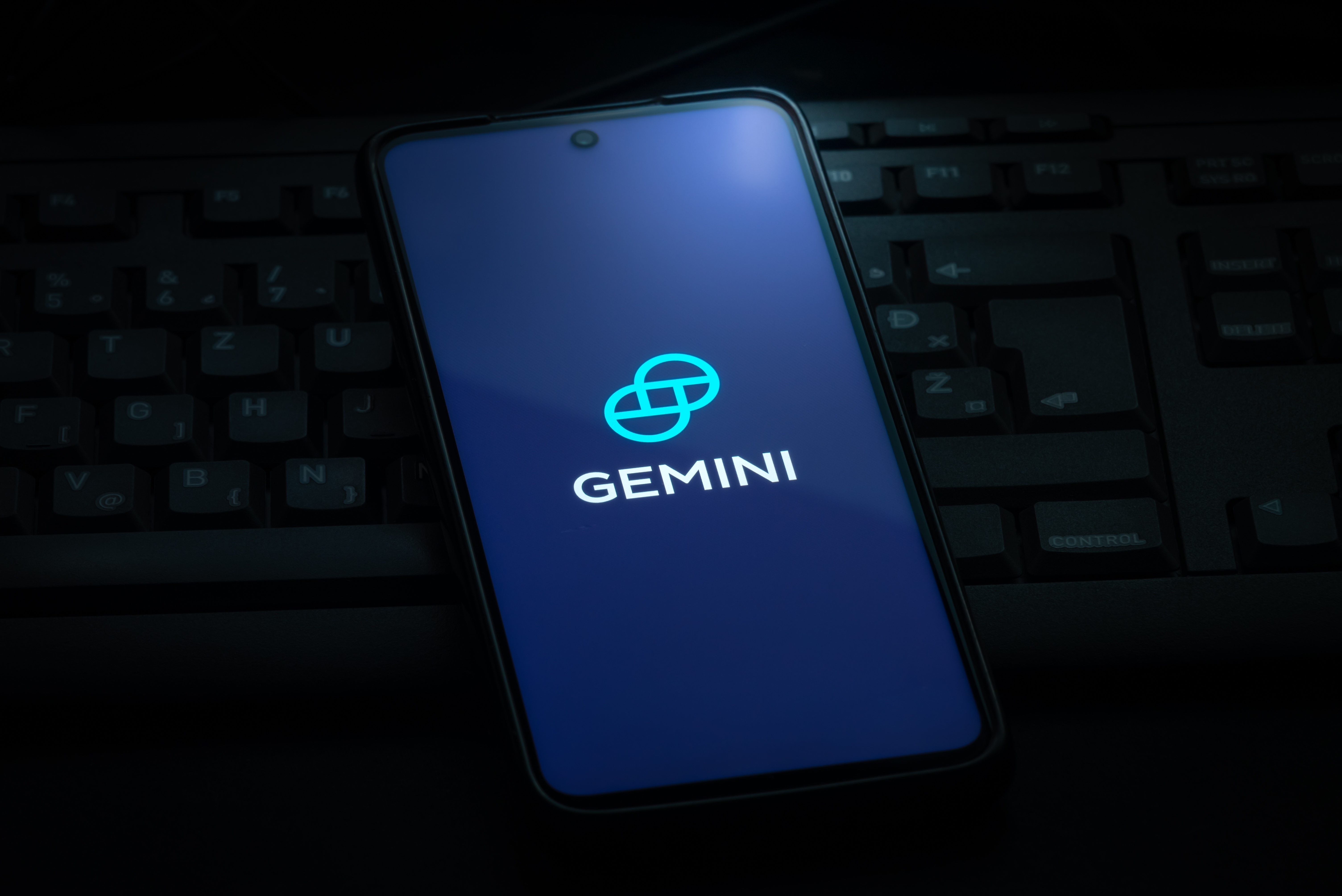 Android 16 : la preview nous confirme que Google joue tapis sur Gemini