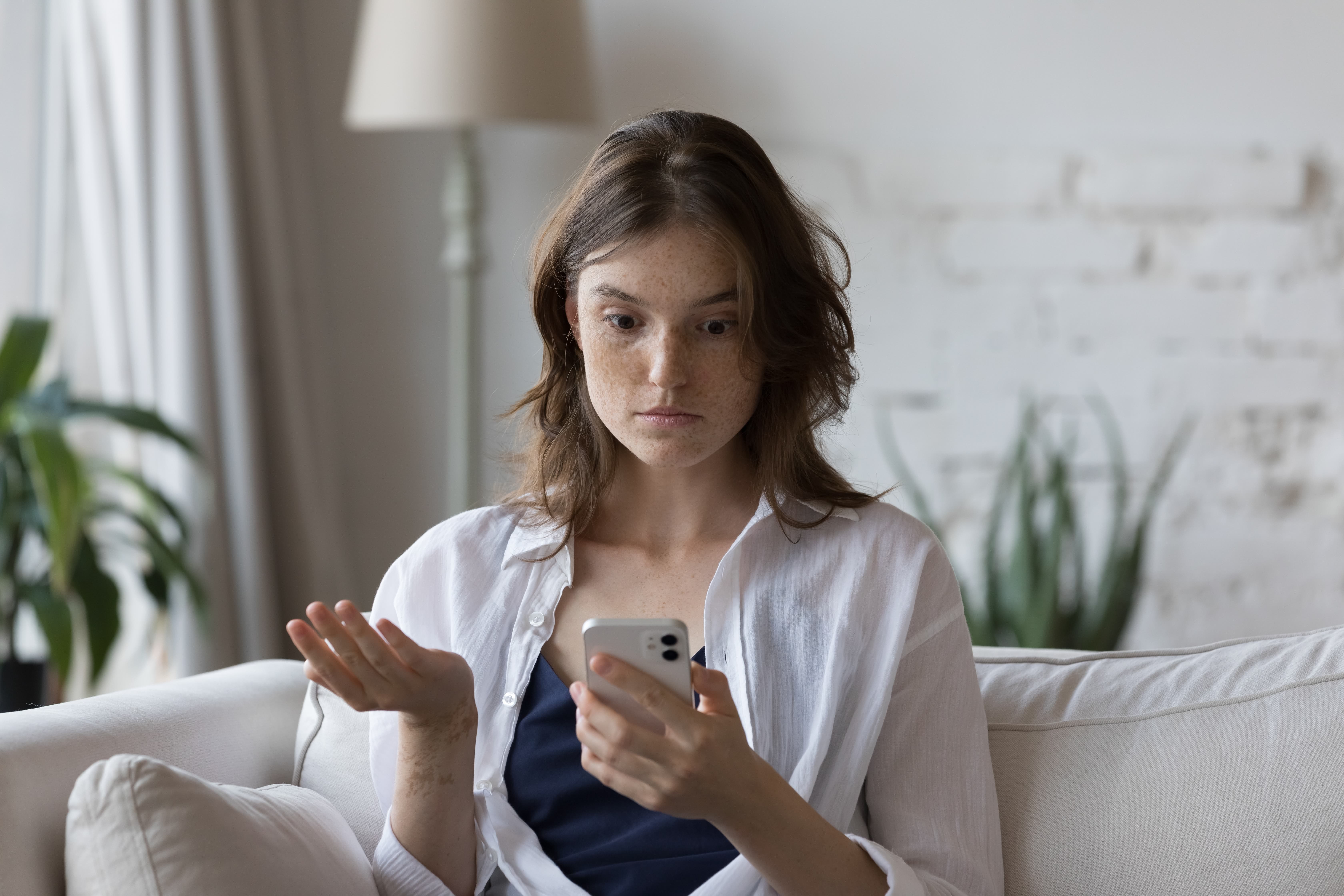 Amazon, Google, Meta censurent-ils l'accès aux produits de santé sexuelle pour les femmes ?