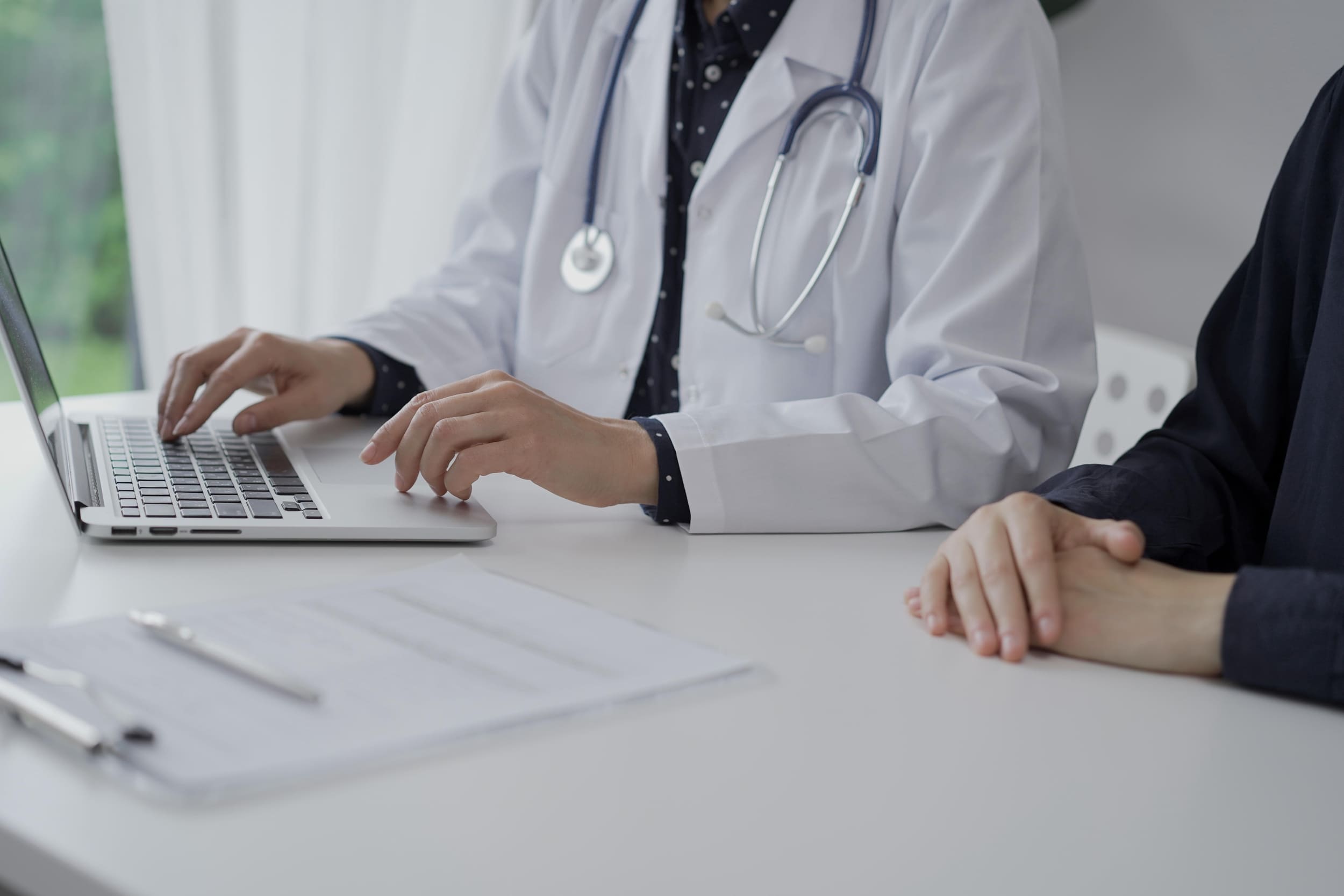 Arrêts maladies sous contôle à partir du juin : formulaire dématérialisé & traque des fraudes par IA...